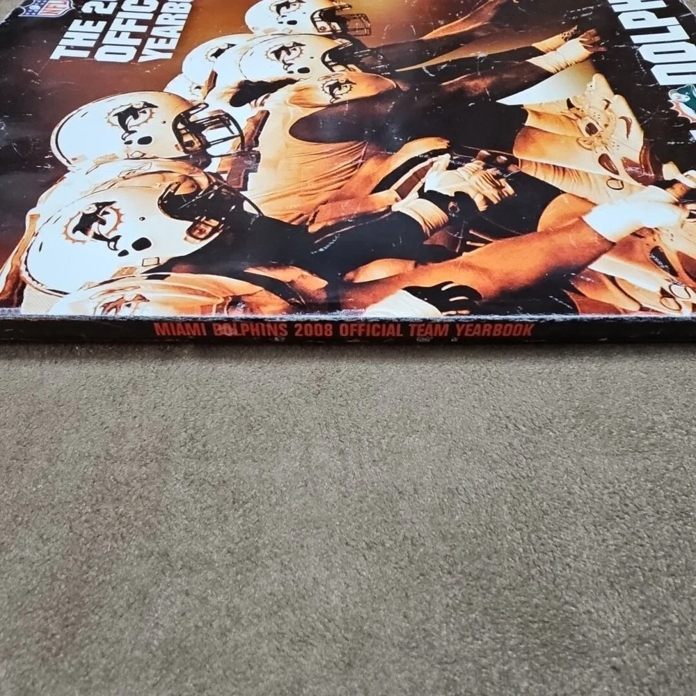 Miami Dolphins‎ 2008 Official NFL Yearbook Media Program Magazine Football